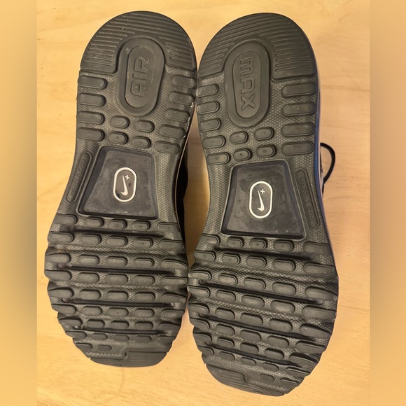 Nike Women's Air Max 2013 Black Silver Sz 9 555363 001 Running Shoes - Picture 4 of 6